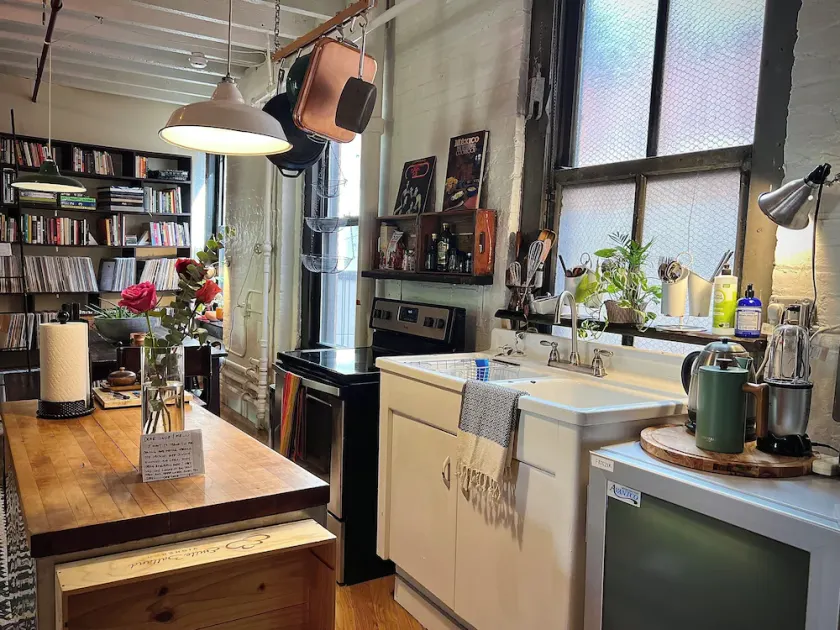 Creative Williamsburg Brooklyn 1 BR Loft near Domino Park - Image 1