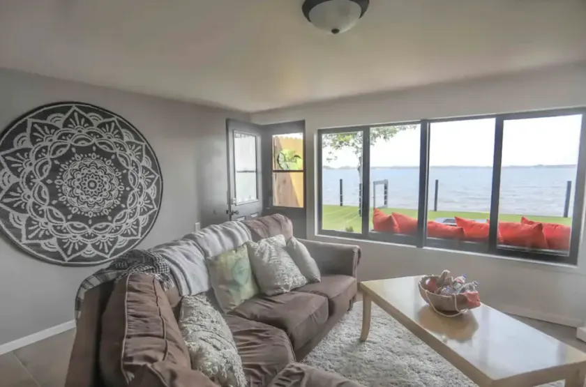Steps from the water! Quiet, peaceful location.  - Image 1