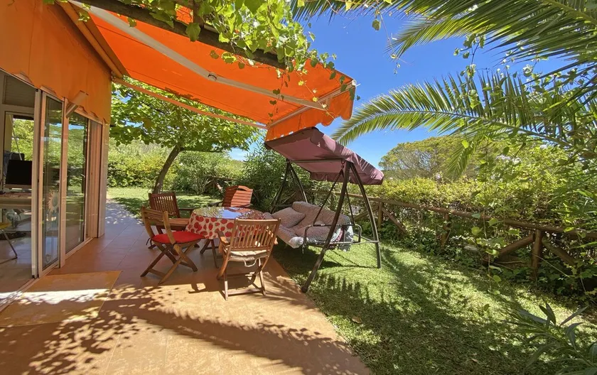 SOLEIL, NATURE ET PLAGE Grand jardin confortable et lumineux avec vue sur les forêts de pins - Image 1