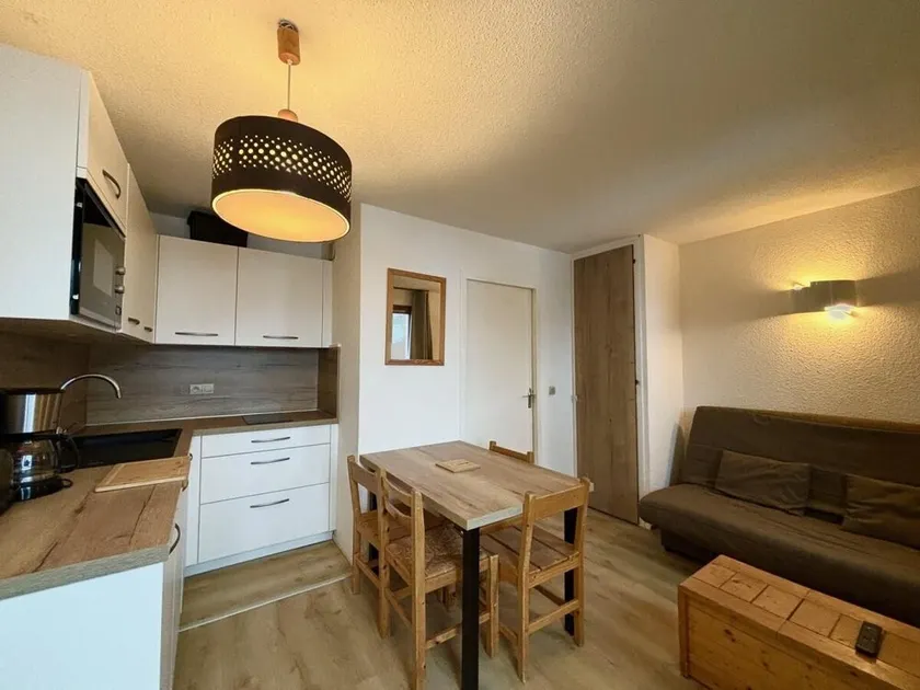 Au pied des commerces, 5ème étage, balcon, télévision, 22m², Les Menuires - Image 1