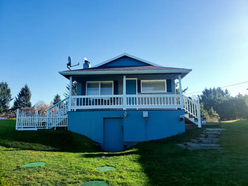 Beachfront Cabin W / Pvt Trail till stranden / hundar okej / stanna 2 få 3: e gratis till 28 feb - Image 1