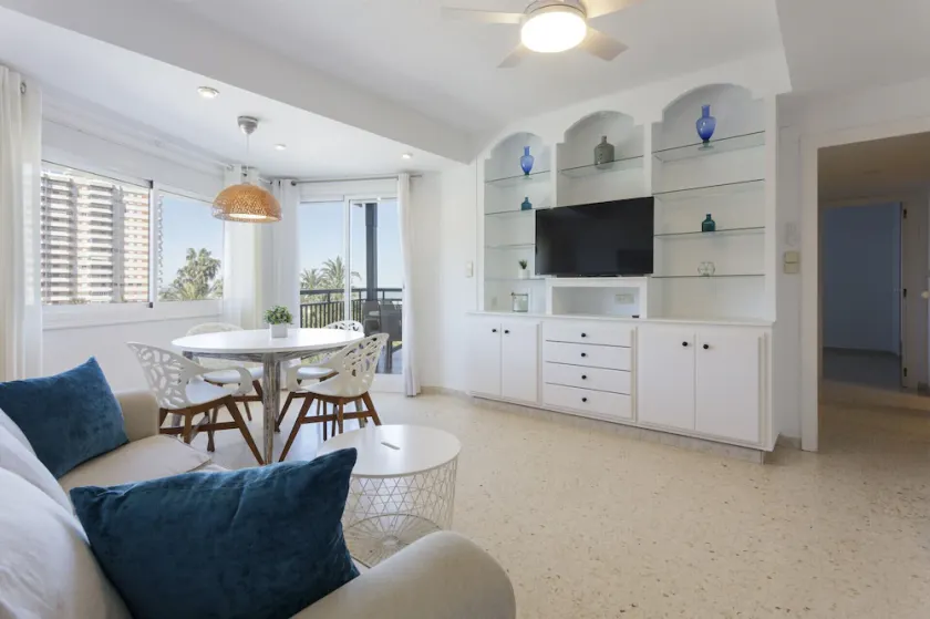 Cosy apartment decorated, with wifi, in front of the beach - only families - Image 1