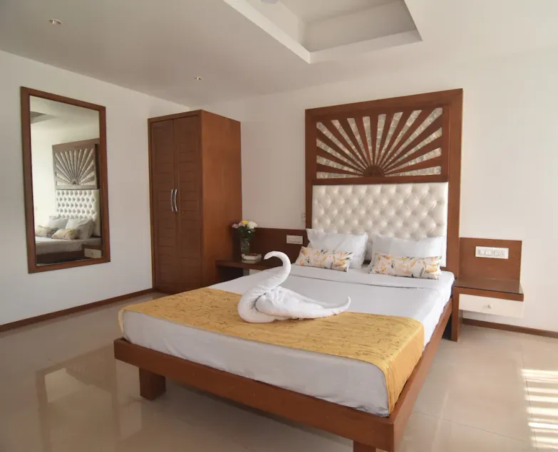 Beach Paradise Miramar Goa - Image 1
