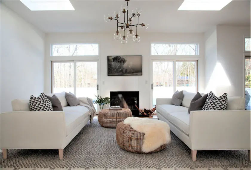 3 bedroom 2 Bathroom East Hampton Home with Heated Salt Water Pool - Image 1