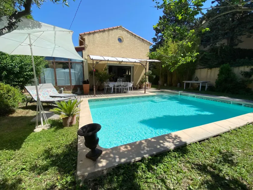 Villa with pool and airco in Aix-en-Provence - Image 1