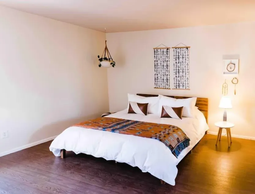 Arcadia Condo: Pool, Patio & Pet-Friendly - Image 1