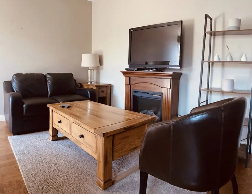 Em TheRock BnB ~ suite moderna - Image 1
