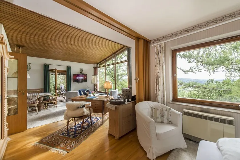 Large, fully equipped vacation home (65sqm) with covered terrace and wood-burning stove - Image 1