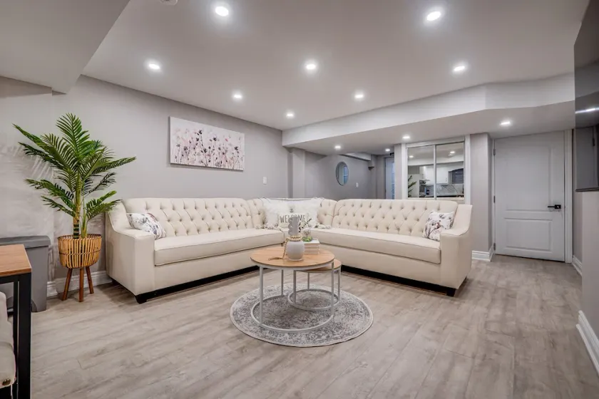 Vacation Home in Pickering - Image 1