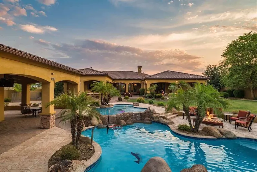 Pet Friendly, Extravagant North Scottsdale Estate - Theater, Bball & more! - Image 1