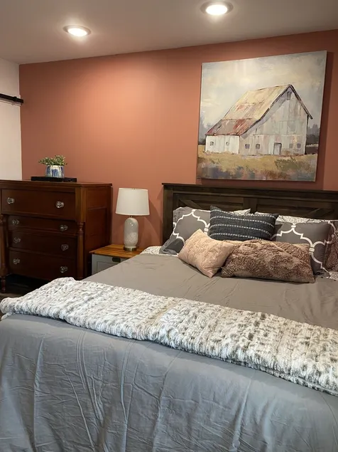 Sycamore Acres 306 Comfortable 1 bedroom suite with full kitchen and living area - Image 1