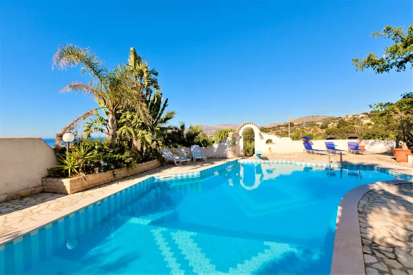 Villa Le Palme mit privatem Pool und Meerblick in San Vito Lo Capo - Image 1