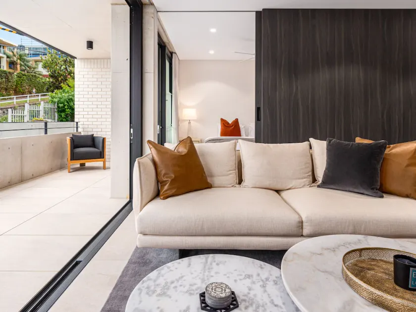 The Arden 3 Coogee. New Spacious Balcony Apt, Seconds to Beach - Image 1
