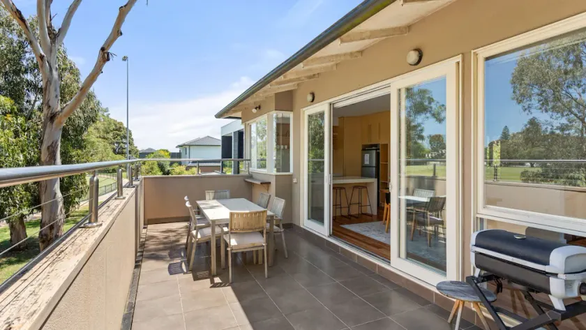 Boutique Stays - Flora - Image 1