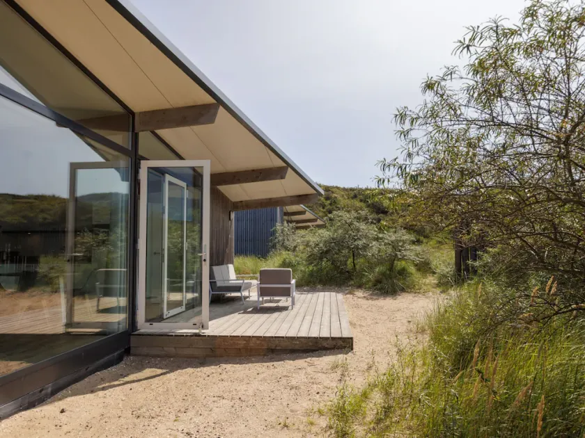 Modern Retreat by the Dunes - Image 1