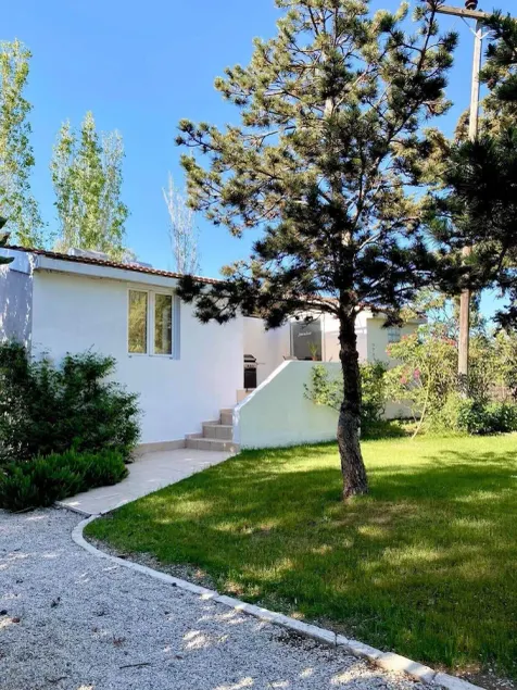 Jasmine villa newly renovated 2026, situated in large gardens close to the pool - Image 1
