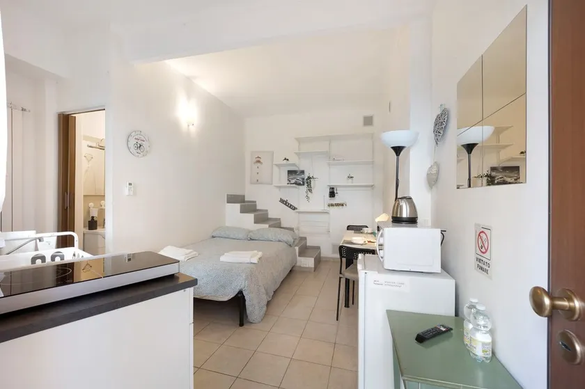 Il Gattino di Sanremo 2 with Shared Terrace, Wi-Fi, and Air Conditioning - Image 1