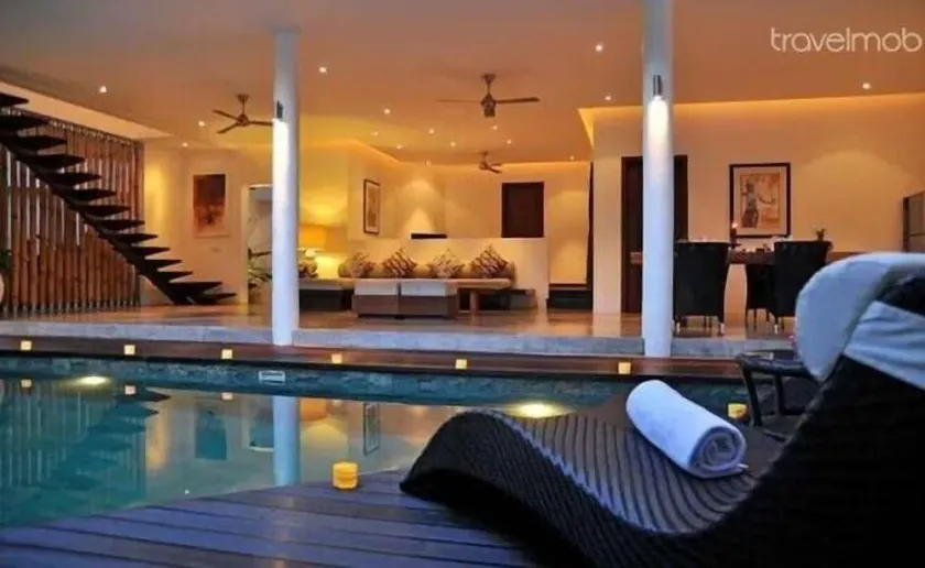 Seminyak 2 Bedroom villa, 100m to Beach - Image 1