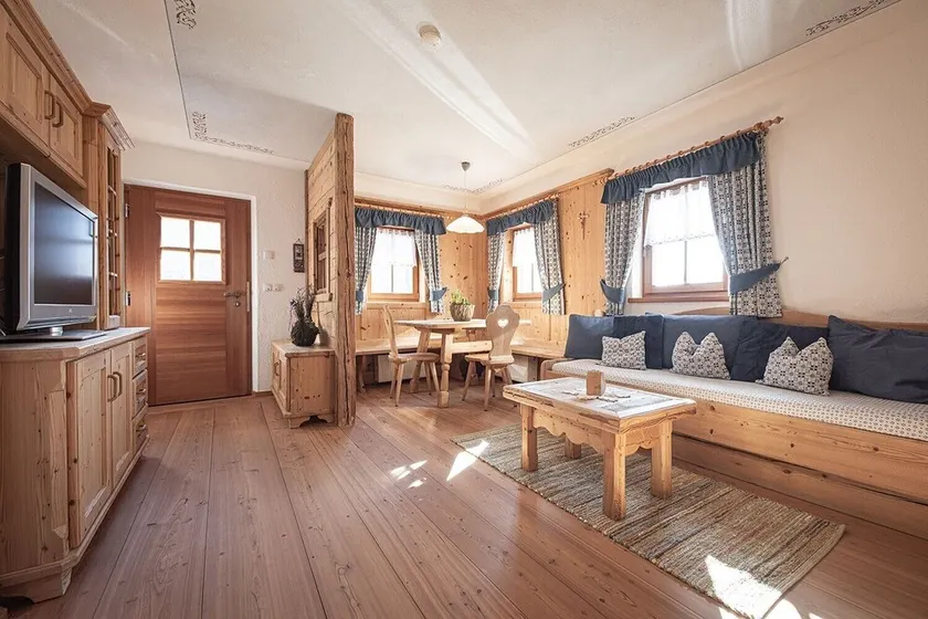 Ferienwohnung \"Enzian\" mit Bergblick, Balkon und WLAN - Image 1