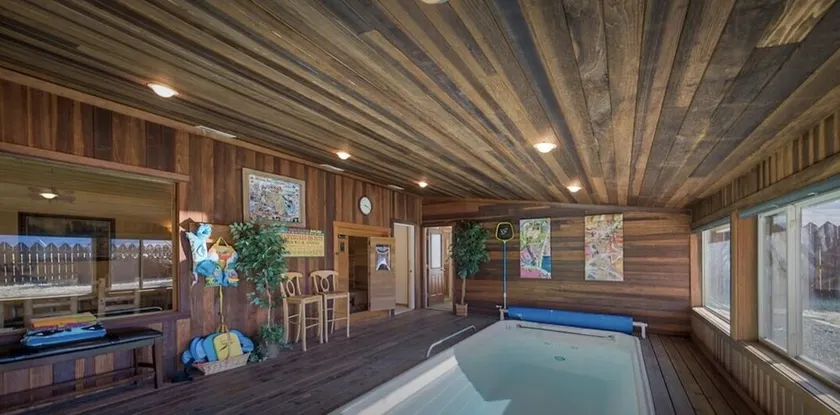 “SLEEP 26” \"POOL\" \"SAUNA\" \"LOOKOUT TOWER\"'SANITIZED CLEANING\" - Image 1