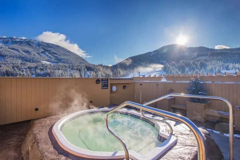 Espaçosa Suite com 2 quartos com localização inesquecível ski-in / ski-out! - Image 1