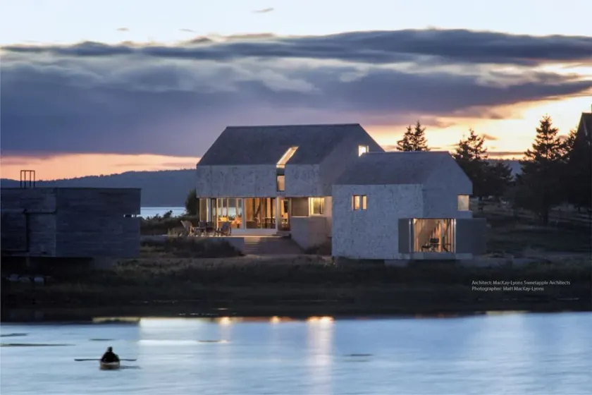 Breathtaking contemporary cottage in a south shore beach paradise - Image 1