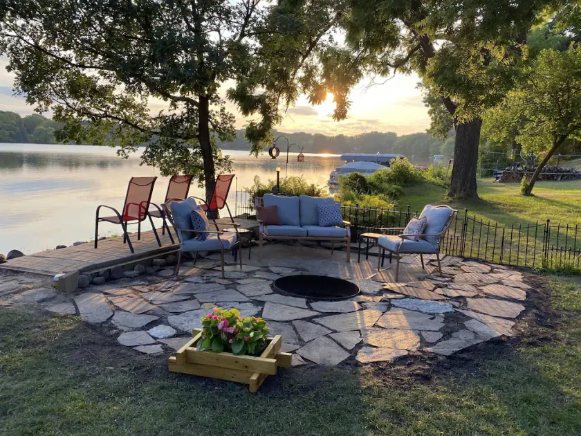 Fabulous Lake Home Pratique pour tout - Image 1