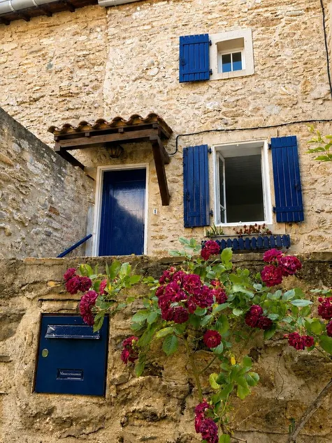 The little blue house in the medieval village - Image 1