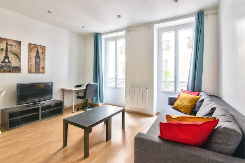GuestReady - Incredible Apt in the heart of Paris - Image 1