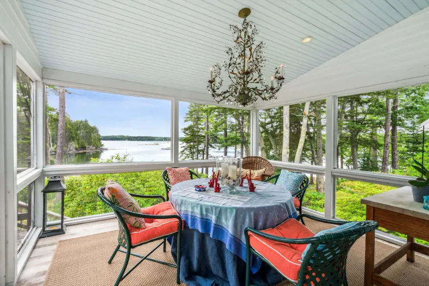 Waterfront Private Estate befindet sich auf 5-Acre Halbinsel mit Dock und Festmachen - Image 1