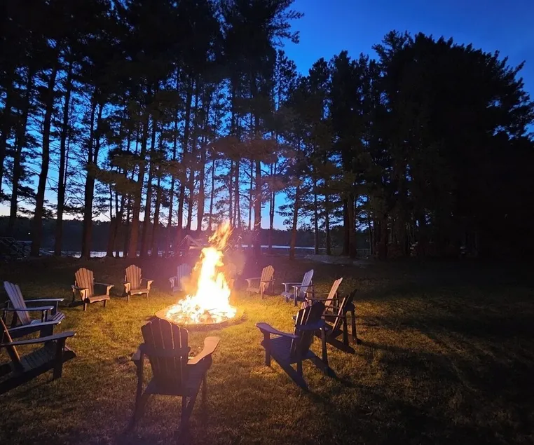 ROBINS NEST FRIENDSHIP LAKEHOUSE RETREAT - Image 1