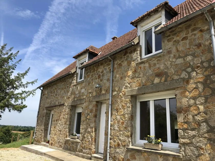 House between sea and countryside in Normandy near the D-day landing Beaches - Image 1