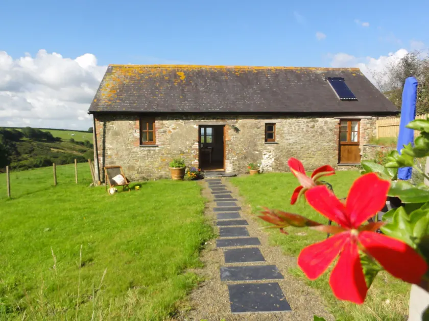 Charming Farm Cottage, Far Reaching Views Of Devon , a rural escape! - Image 1