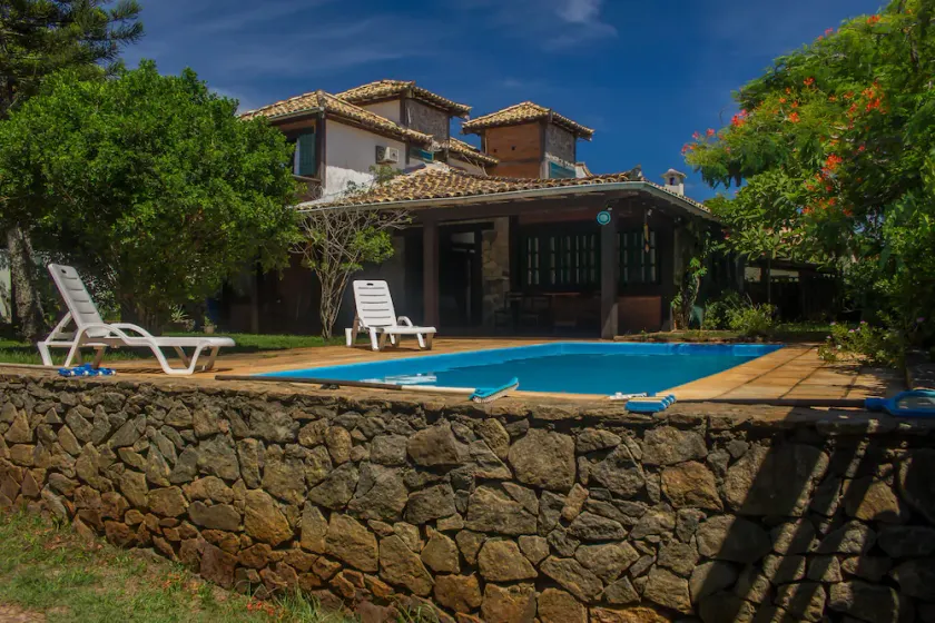 Relaxation and leisure amid lush natural surroundings - Image 1