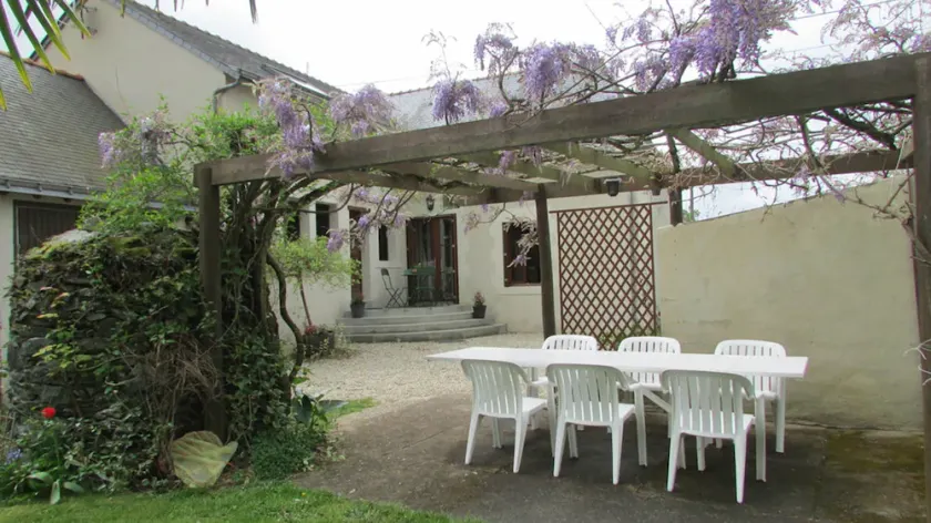 En Anjou, gran casa rural a orillas del Loira, cerca de Angers 4 dormitorios. - Image 1