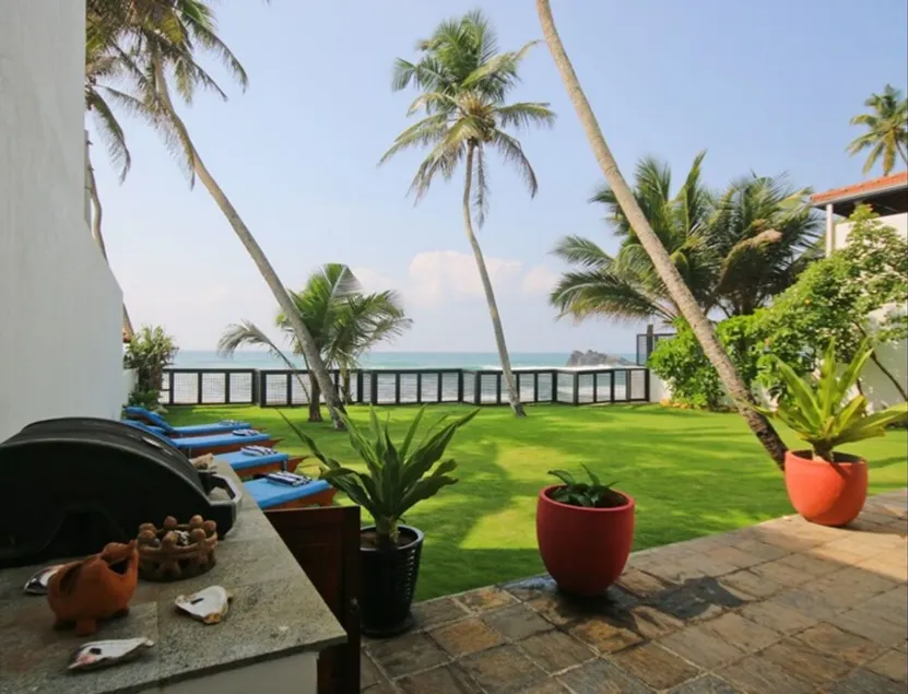 Kixi Beach - Image 1