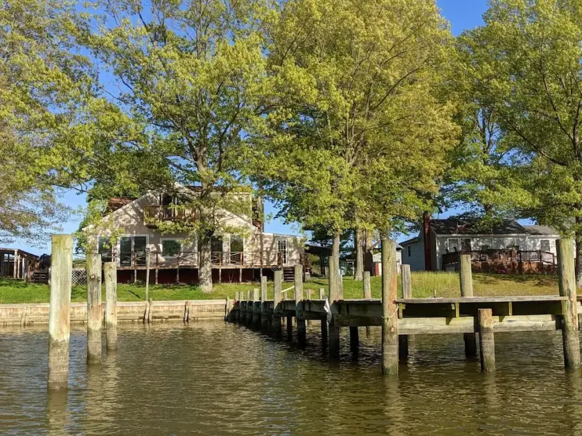 Amazing Sunsets in Jackson Creek Waterfront Home - Image 1