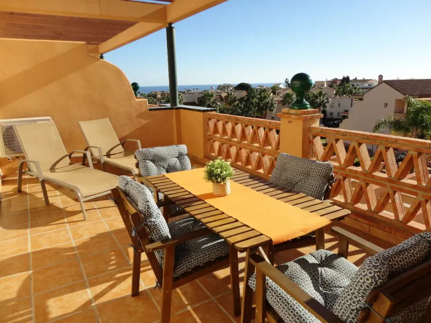 Attic, large terrace. 2 Km. from Fuengirola. Wyndham Resorts Mijas-Costa area. - Image 1