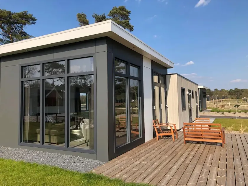 Detached chalet with 2 bedrooms, 1 bathroom and dishwasher - Image 1