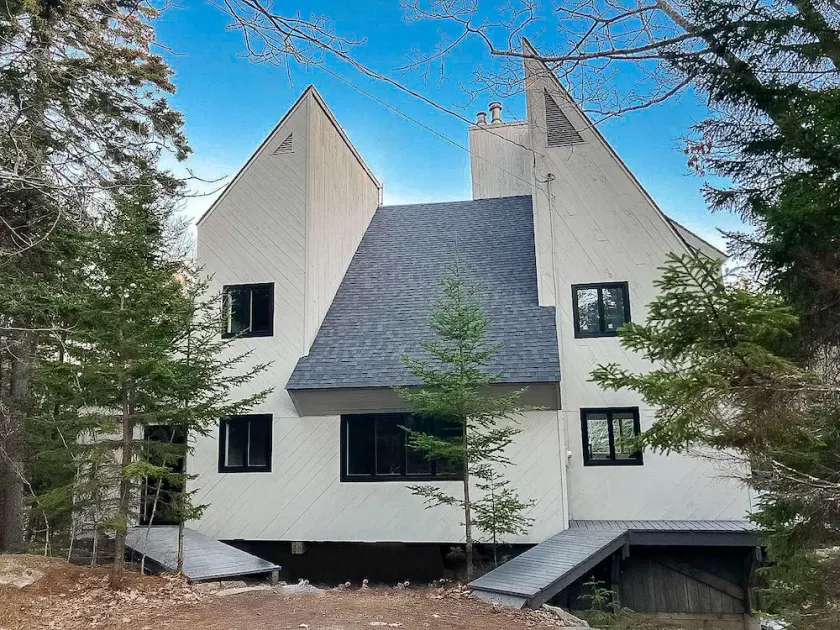 Boothbay area -- Newly renovated, near ocean, short drive to Botanical Gardens - Image 1
