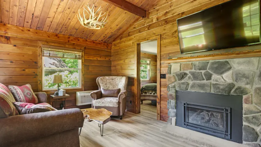 Cozy Log Cabin with Hot Tub - Image 1