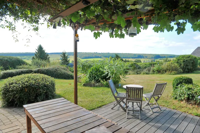 Holiday Home in Somme-Leuze with Pool & Sauna - Image 1