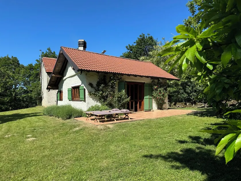 Cascina Pian dei Grilli in Casaleggio Boiro, Capanne di Marcarolo Park - Image 1