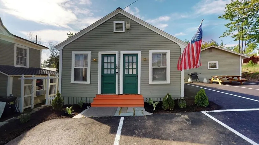 The Lakeview Cottage 9 - Image 1