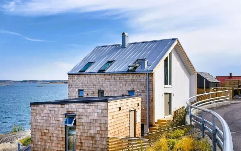Bohuslän Sea Lodge - House for 6 with Panoramic Ocean Views, Sauna and Boathouse - Image 1