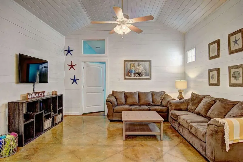 Gone Coastal at Pirates Bay - Image 1