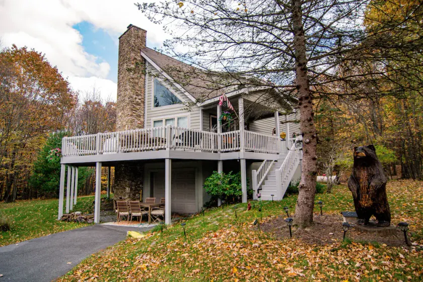 Hot Tub Lakehouse! Game Room + Fire Pit! Walk to Lake! 5 Min to Wisp! - Image 1