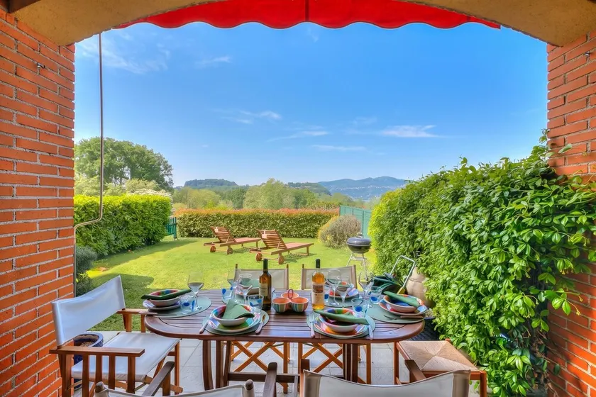 Miralago Lake View & Private Garden - Happy Rentals - Image 1