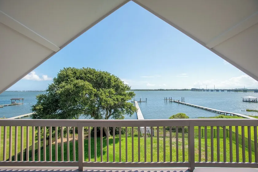 Spectacular ocean getaway, vacation done right! - Image 1
