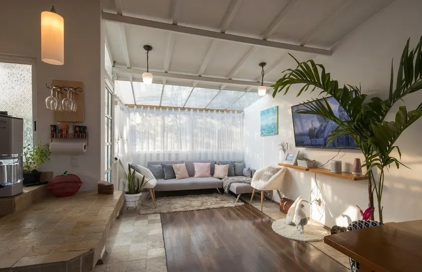 Jade Loft - Image 1